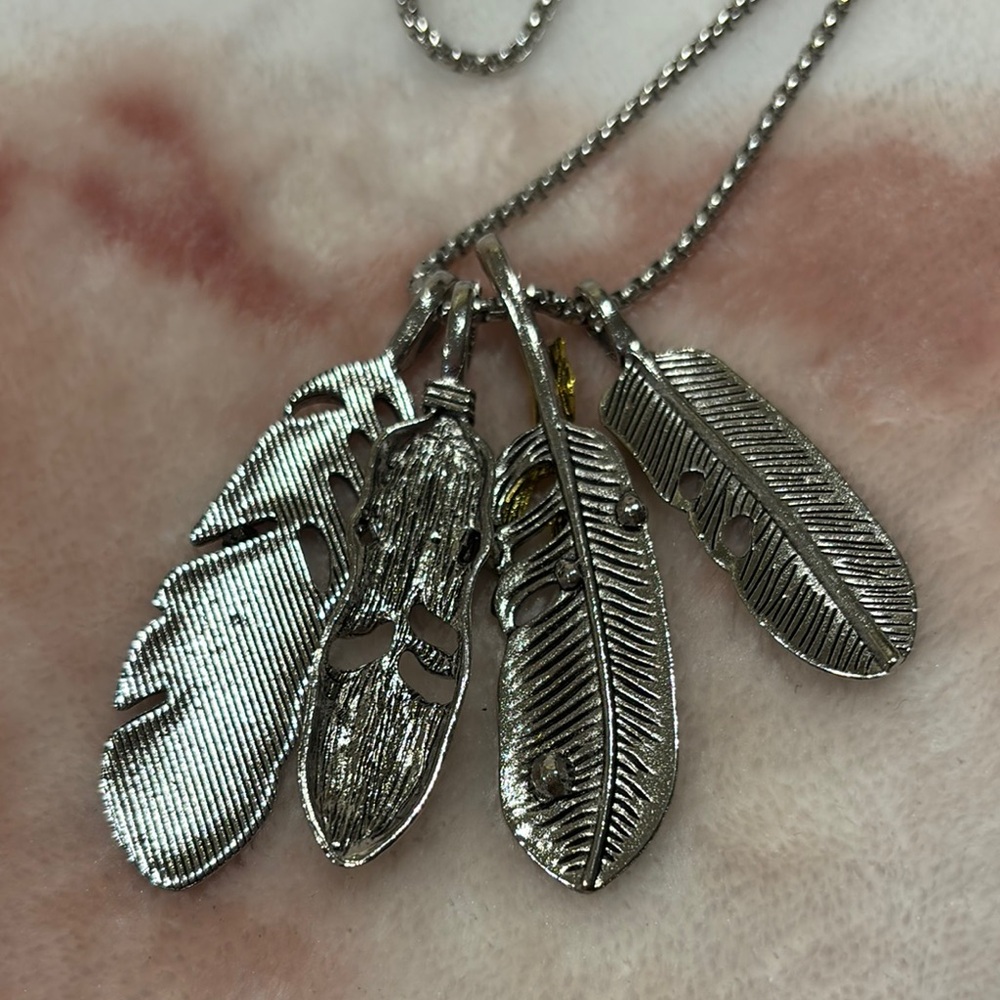 Silver Feather 4 Charm Pendant Necklace with Faux Turquoise and Gold Accents NWT - Picture 11 of 15